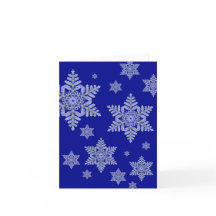 Echte Schneeflocke auf Deep Blue