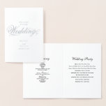 Echte Silver Foil Wedding Order of Service Program Folienkarte<br><div class="desc">Ein schönes echtes Silberfolie Hochzeitsprogramm mit traditioneller Schrift Typografie. Ein atemberaubender,  weißer und silberner Hochzeitsauftrag im Service-Programm-Design mit minimalistischer klassischer Typografie. Traditionelle Schrift-Typografie schafft eine zeitlose elegante silberne Folie Hochzeitsordnung des Service-Programms Design.</div>