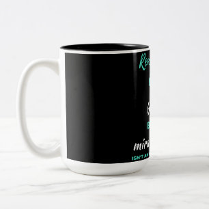 Echter Anwesen Agent wegen Badass Miracle Worker Zweifarbige Tasse