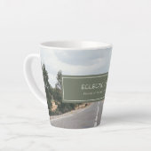 Eclectic Chick Find Me on YouTube & Facebook Logo Milchtasse (Linke Ecke)