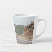 Eclectic Chick Find Me on YouTube & Facebook Logo Milchtasse (Rechts)