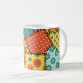 Eclectic Patchwork: Diverse Muster Mix Kaffeetasse (VorderseiteRechts)