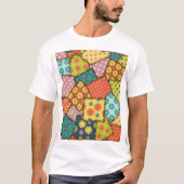 Eclectic Patchwork: Diverse Muster Mix T-Shirt (Vorderseite)