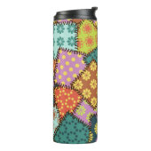 Eclectic Patchwork: Diverse Muster Mix Thermosbecher (Nach links gedreht)