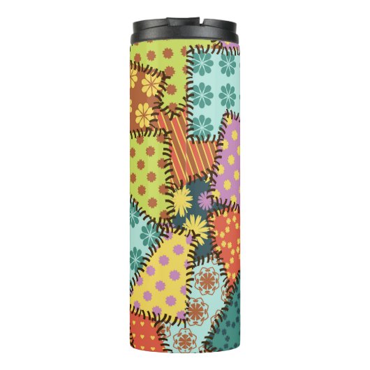 Eclectic Patchwork: Diverse Muster Mix Thermosbecher (Rückseite)