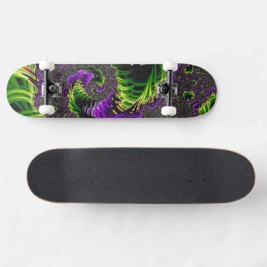 Eclectic Psychedelic Spiral Fraktal Abstrakt Art Skateboard (Horizontal)