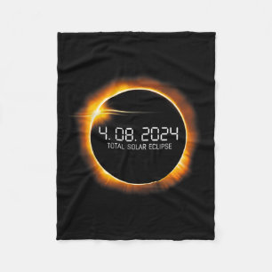 Eclipse 2024 April 8 Totalität Männer Frauen Kinde Fleecedecke