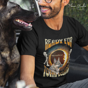 Eclipse 2024 bearbeitbares Datum Niedlicher Hund V T-Shirt