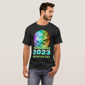 Eco Friendly Clothing for Earth Day 2023 Anniversa T-Shirt (Vorne ganz)