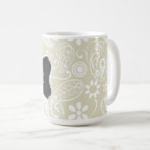 Ecru Paisley; Mit Blumen; Vintage Tafel Kaffeetasse (VorderseiteRechts)