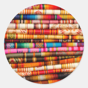 Ecuador, Quito Area, Otavalo Kunsthandwerksmarkt Runder Aufkleber
