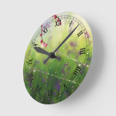 Edelsteine einer Frühjahrsschlange Runde Wanduhr (Winkel)