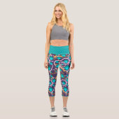Edelsteine, Perlen und lila Capri Leggings (Vorderseite)