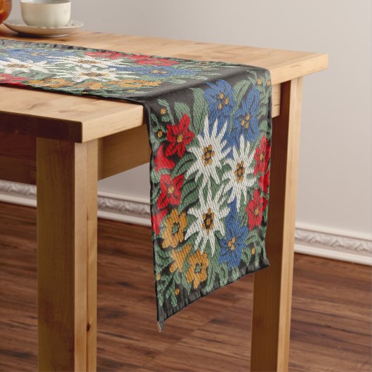 Edelweiss Schweizer alpine Blume Mittelgroßer Tischläufer (Beispiel)