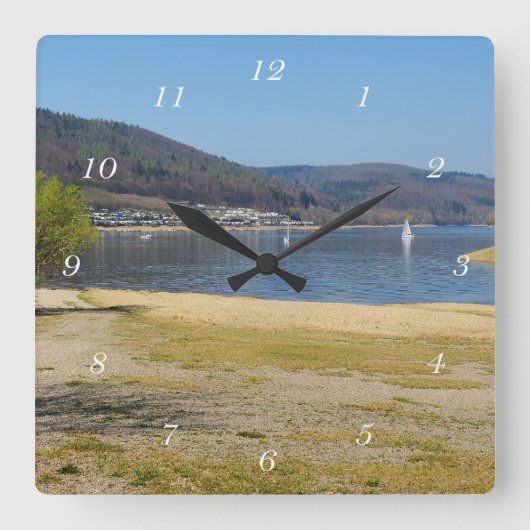 Edersee am Rehbach Quadratische Wanduhr (Vorderseite)
