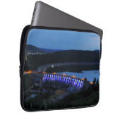 Edersee beleucht ete Staumauer am abend Laptopschutzhülle (Vorne Rechts)