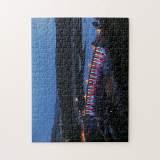 Edersee beleucht ete Staumauer am abend Puzzle (Vertikal)