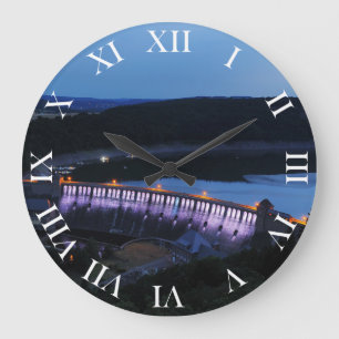 Edersee beleuchtete Staumauer am Abend Große Wanduhr