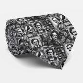 Edgar Allan Poe Schwarz-Weiß-Schlips Krawatte (Gerollt)