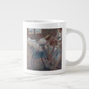 Edgar Degas  Drei Tänzer, die sich auf die Klasse  Jumbo-Tasse