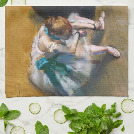 Edgar Degas - Gewartet Geschirrtuch (Gefaltet)