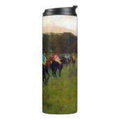 Edgar Degas Race Pferde in Longchamp Thermosbecher (Nach links gedreht)