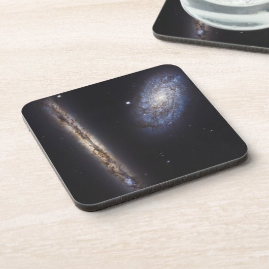 Edge-On Galaxy Ngc 4302 & Tilted Galaxy Ngc 4298 Getränkeuntersetzer (Linke Seite)