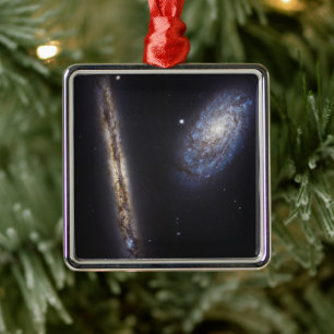 Edge-On Galaxy Ngc 4302 & Tilted Galaxy Ngc 4298 Ornament Aus Metall