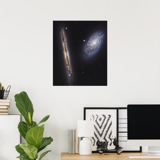 Edge-On Galaxy Ngc 4302 & Tilted Galaxy Ngc 4298 Poster (Heimbüro)