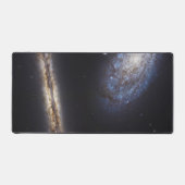 Edge-On Galaxy Ngc 4302 & Tilted Galaxy Ngc 4298 Schreibtischunterlage (Vorderseite)