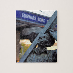 Edgeware Road Station Statue - 8x10 - 110 Stk. Puzzle