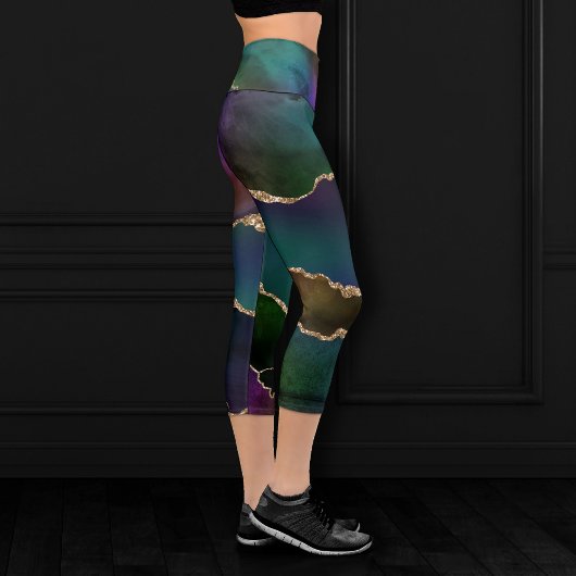 Edgy Agate | Dark Moody Jewel Tone Aquamarin Capri Leggings