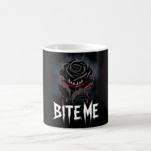 Edgy 'Bite Me' Gothic Rose Design Kaffeetasse