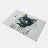 Edgy Kitten Illustration - "Bad Kitten" Text Fußmatte (Schrägansicht)