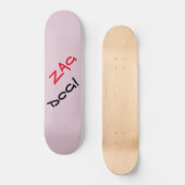 Edgy Zag Dog Plum Skateboard (Vorderseite)