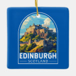 Edinburgh Schottland Reisen Art Vintag Keramikornament<br><div class="desc">Edinburgh Retrovektor-Reisedesign. Edinburgh ist Schottlands kompakte,  hügelige Hauptstadt. Es verfügt über eine mittelalterliche Altstadt und eine elegante georgianische Neustadt mit Gärten und neoklassizistischen Gebäude.</div>