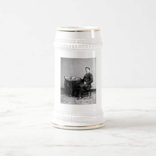 Edison und sein Phonograph 1887 Bierglas (Mittel)