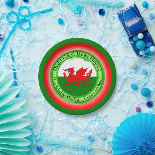 Edit Matching Welsh Dragon St David's Day 7" Pappteller (Party)