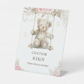 Editable Beige Teddy Bear Pink Floral Watercolor Sockelschild (Vorderseite)