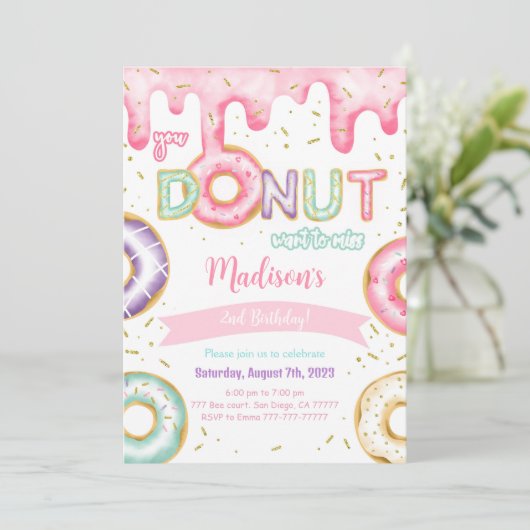 Editable Donut Birthday Party Einladung (Stehend Vorderseite)