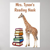 Editierbare Giraffe mit Bücherstapel, die Nook les Poster (Vorne)