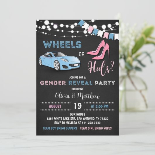 Editierbare Räder oder Heels Gender Reveal Party Einladung (Stehend Vorderseite)
