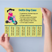 Editierbarer Daycare Phone Number Flyer (Hand)