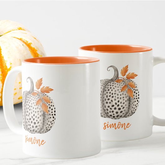 Editierbarer Name Niedlich Orange Pumpkin Harvest Zweifarbige Tasse