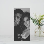 Editorial Photo Finally Wedding Save the Date (Stehend Vorderseite)