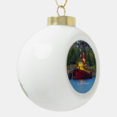 Edna G. Ball oder Schneeflocke Keramik Kugel-Ornament (Links)