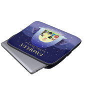 Edo-Nekos Snowy-Feier Laptopschutzhülle (Vorne Knopf)