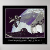 Edward H. White II - Ausblasen von Gemini 4 Poster (Vorne)