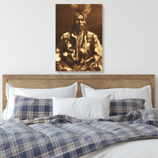 Edward S Curtis A Piegan Dandy Leinwanddruck (Insitu (Schlafzimmer))