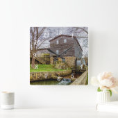 Edwards Mill Wall Clock Quadratische Wanduhr (Zuhause)